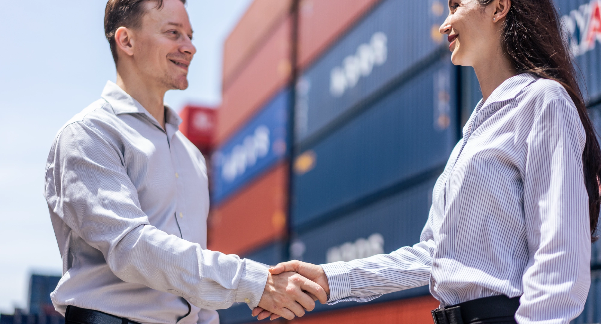 What Is a Wholesale Perfume Trading License and Why Do You Need One?​