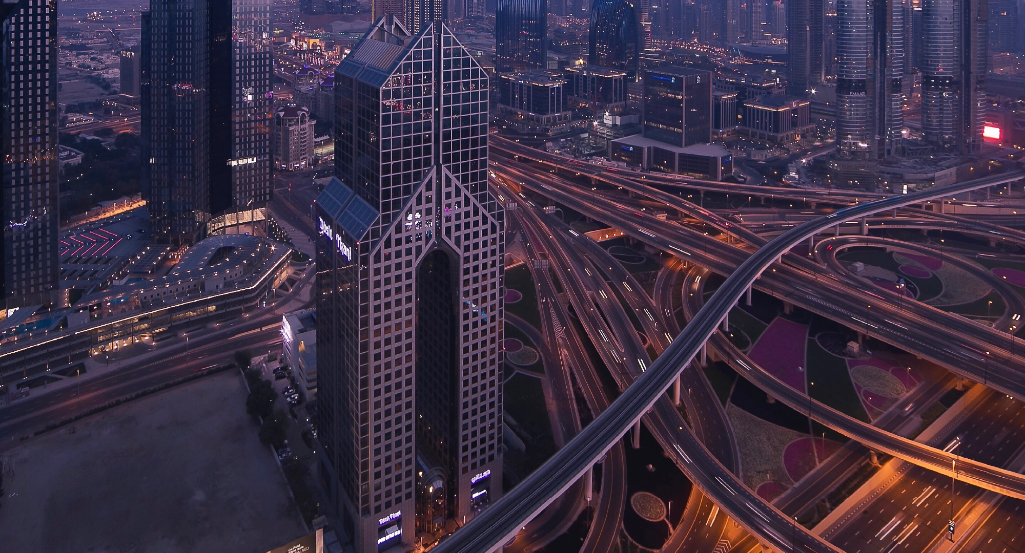 What Makes Perfume Marketing in the UAE Uniquely Challenging?