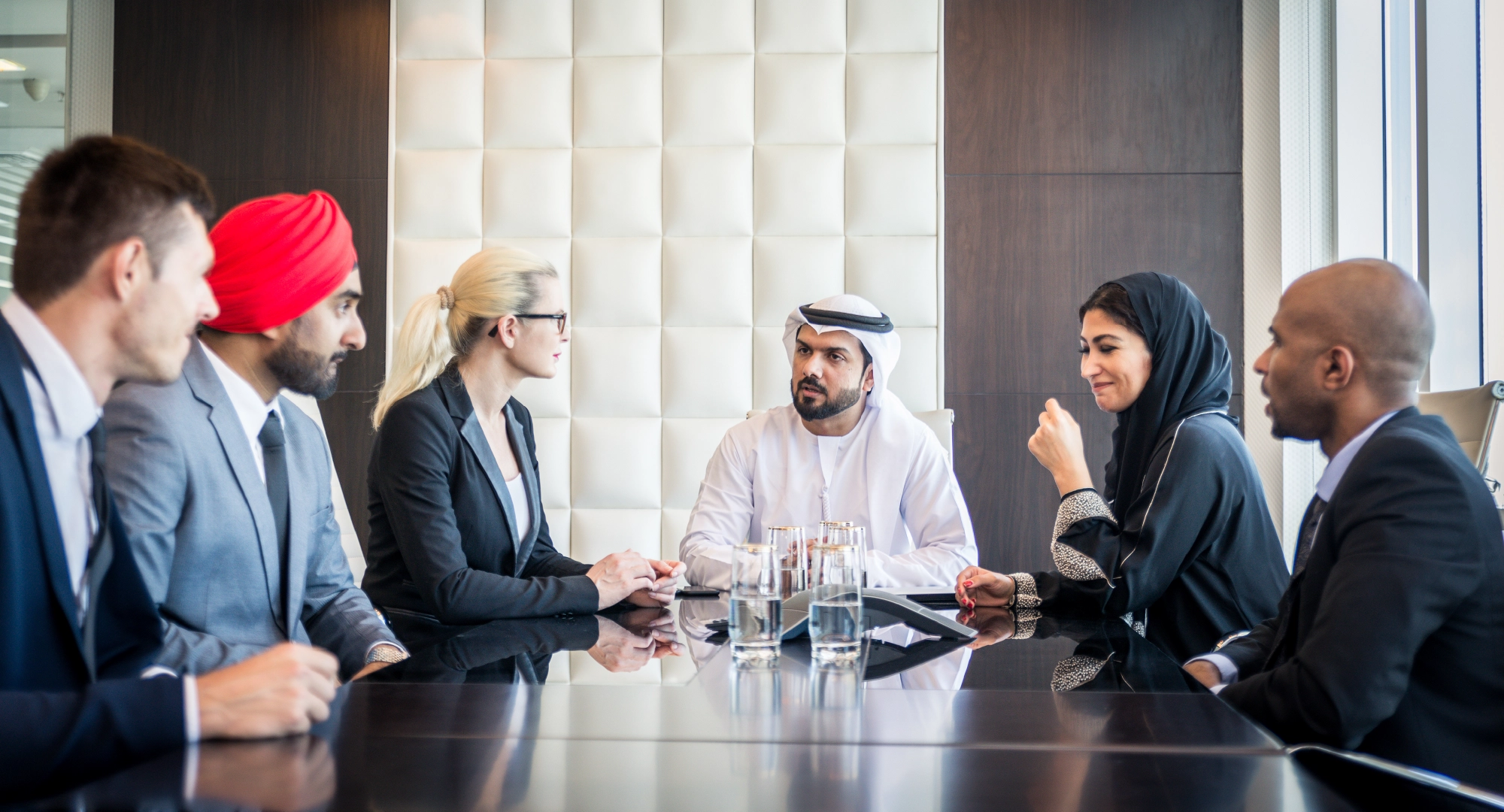 Why Perfume Businesses in the UAE Need Specialized Consultation?